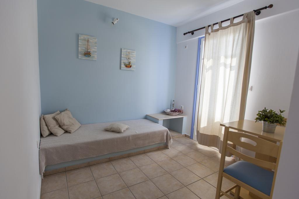 Livadi  Astarti Apartments מראה חיצוני תמונה