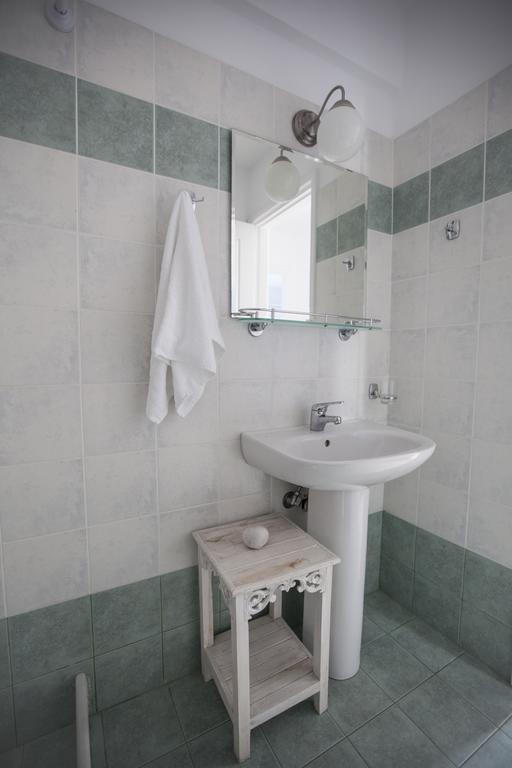 Livadi  Astarti Apartments מראה חיצוני תמונה